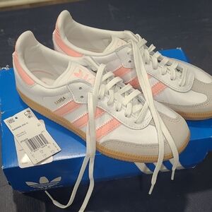 Adidas Samba Girls Sneakers - White and Pink